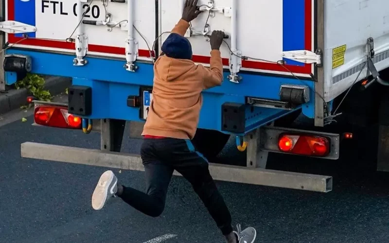 illegal immigrant breaks into lorry in calais