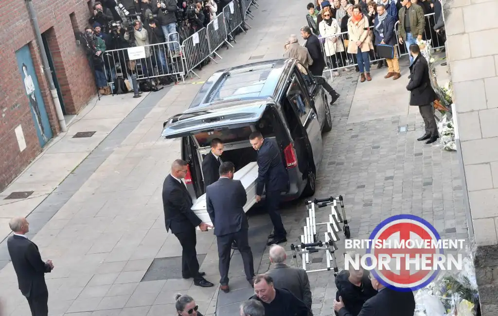 the funeral of Lola